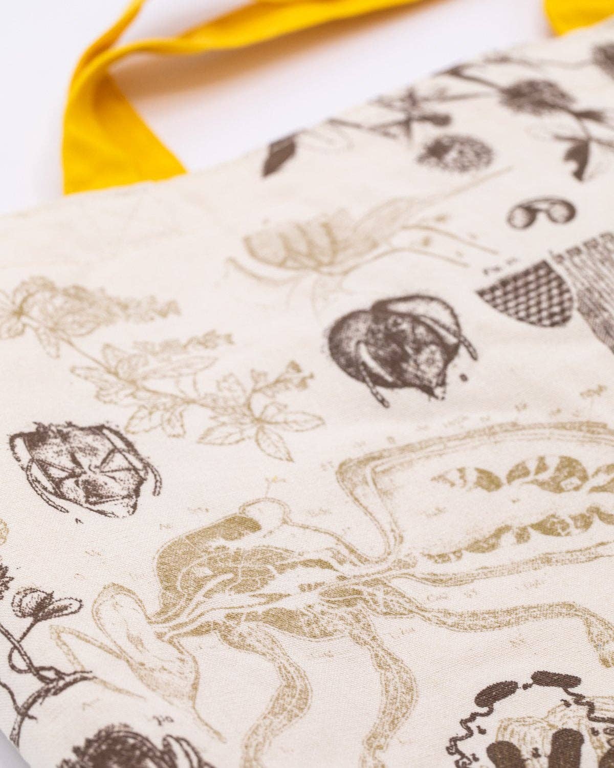 Sac fourre-tout en toile avec motif d'abeille – produit scientifique Cognitive Surplus EU, vue 6