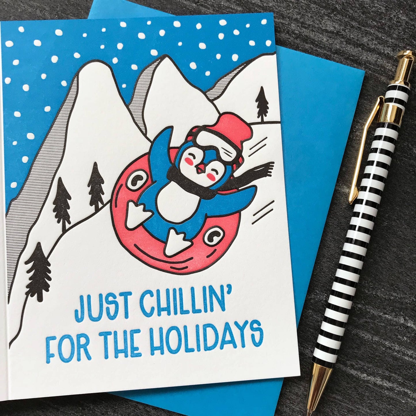 Biglietto d'auguri con pinguino "Just Chillin' for the Holidays"