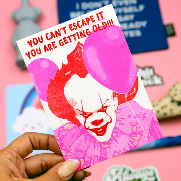Cartolina Pennywise: Non puoi sfuggirgli (risoprint)