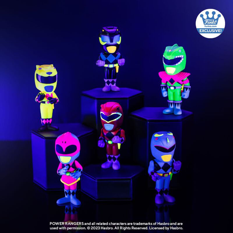 PAQUETE DE 6 MIGHTY MORPHIN POWER RANGERS DE VINILO SODA