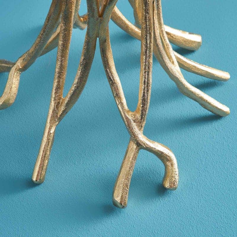 Candeliere Roots, alluminio dorato, 25 x 22 x 63,5 cm