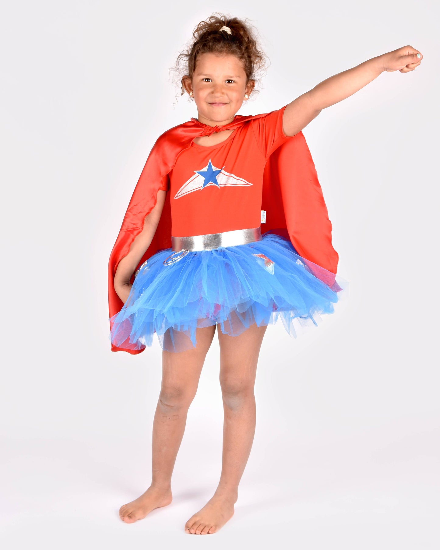 Super Wondergirl avec cape 110-116 cl 4-6 ans