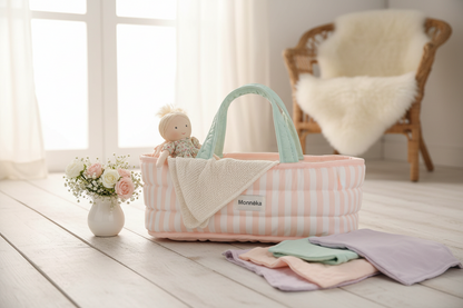 Cesta di Mosè per bambole a righe rosa