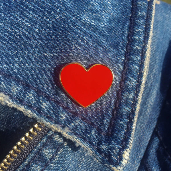 Spilla a forma di cuore