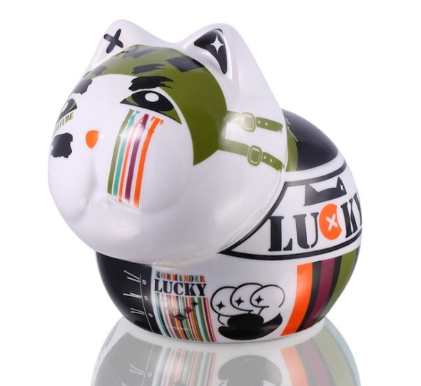 Tirelire Chat Comando en porcelaine – vue 2