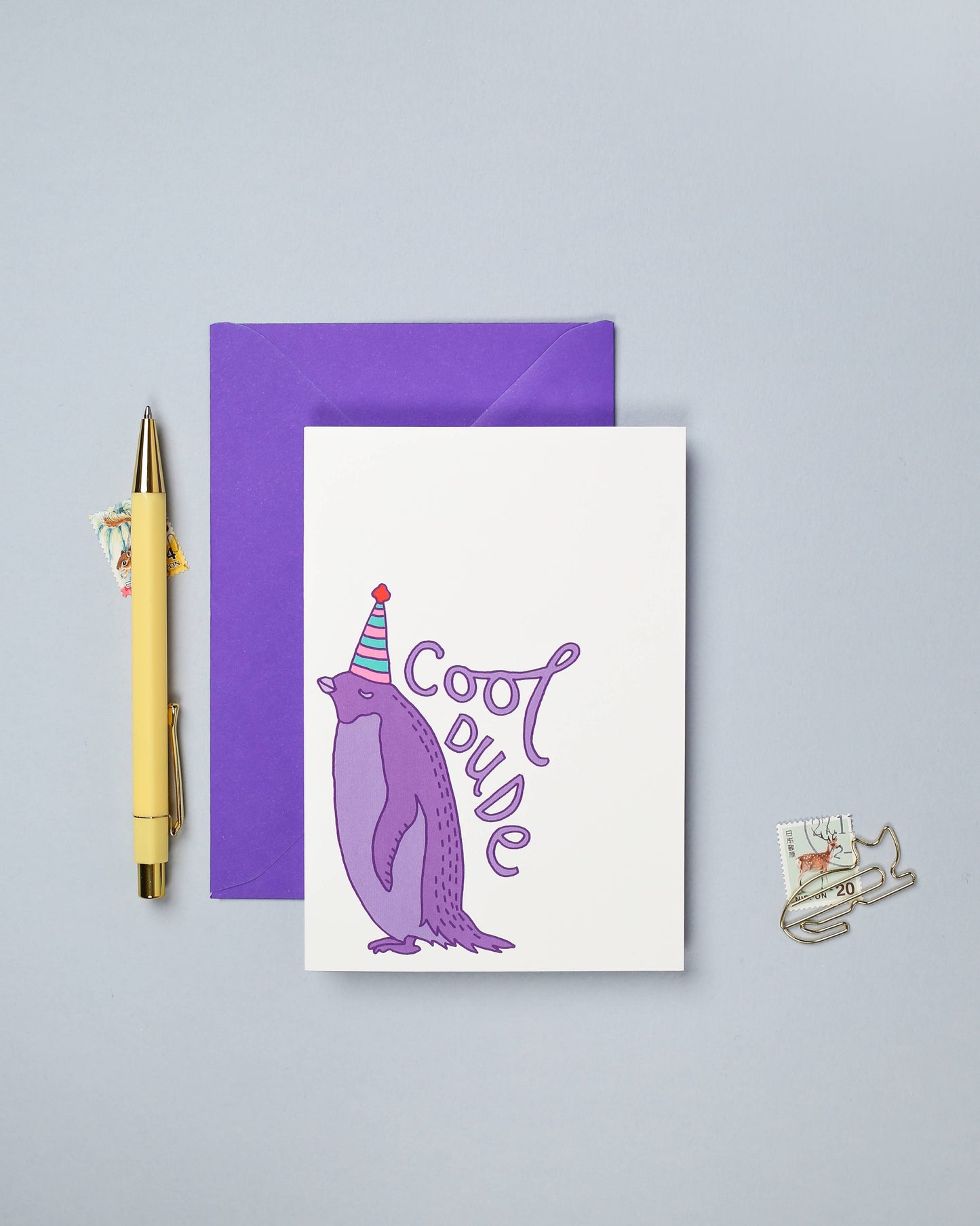 Tarjeta de felicitación con forma de pingüino "Cool Dude"