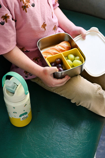 Botella de agua aislada de acero inoxidable para niños con divertido diseño de perro