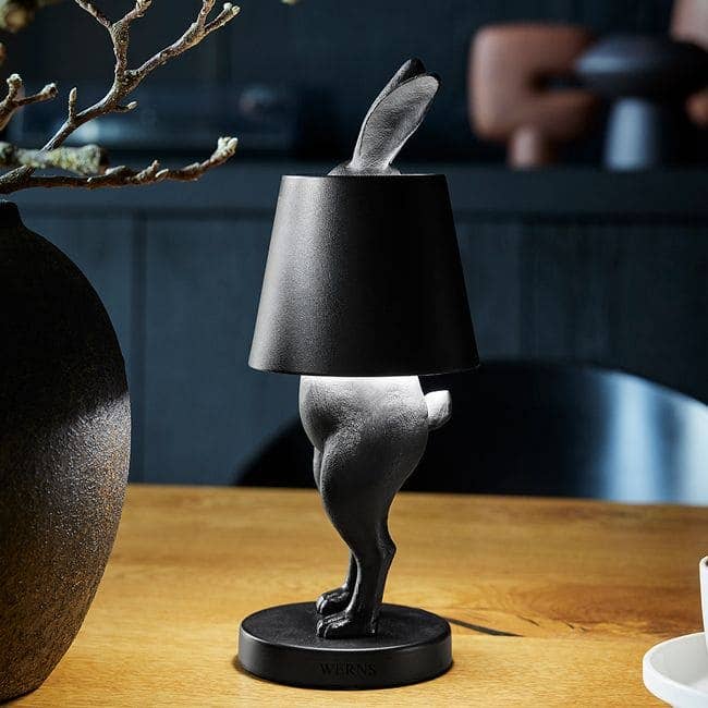 Lampada da tavolo a LED con coniglio nascosto, nera