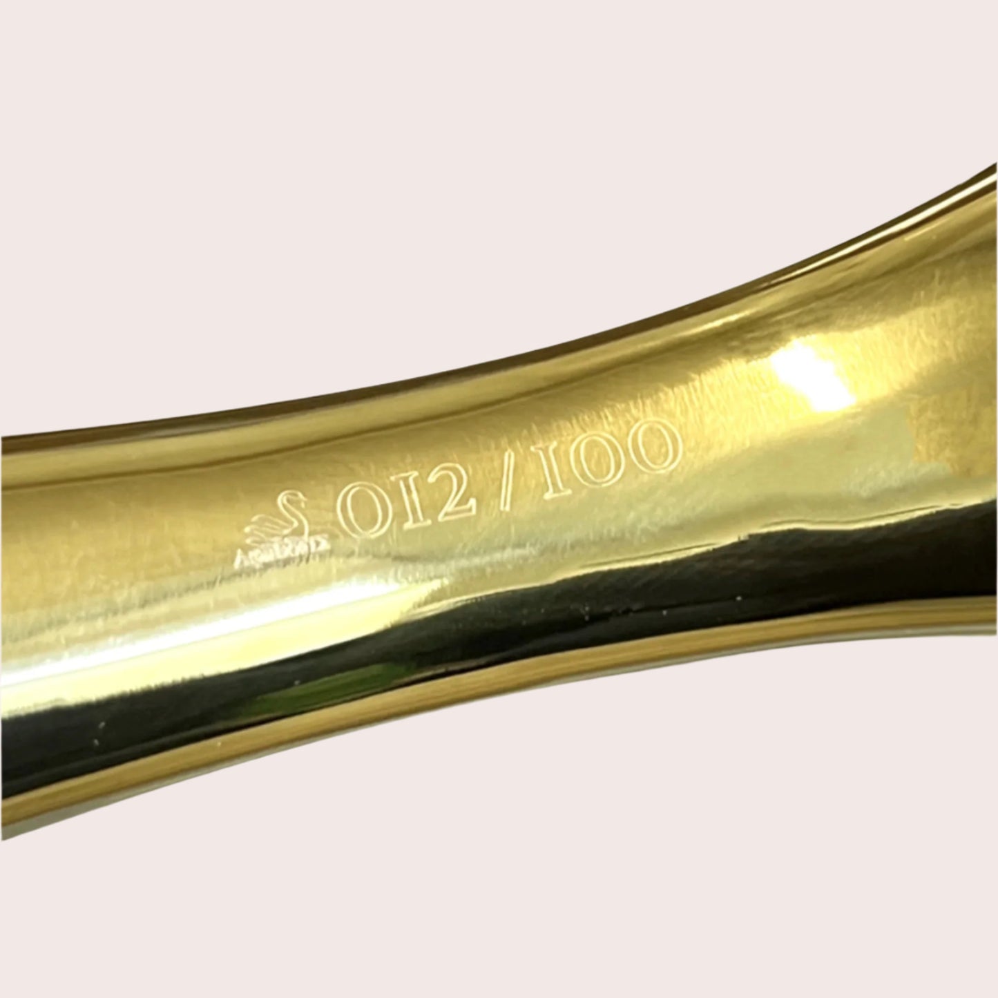 Jouet intime pour du plaisir divin en Or 24 carats