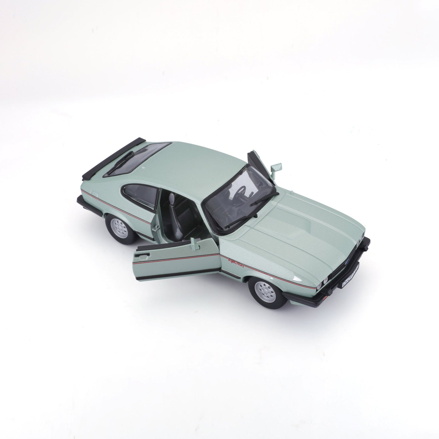 1:24 FORD CAPRI (1982) VERT CLAIR