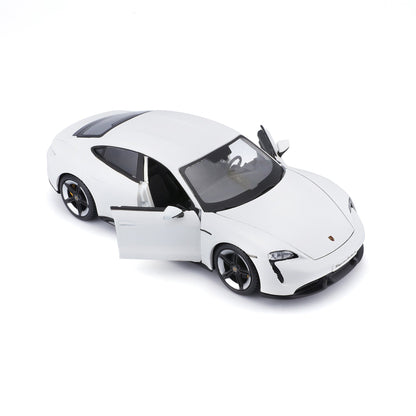 1:24 PORSCHE TAYCAN BLANCHE