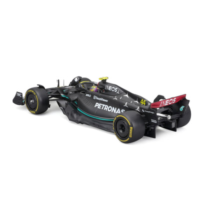 1:24 F1 MB W14 2023 WITH HAMILTON HELMET