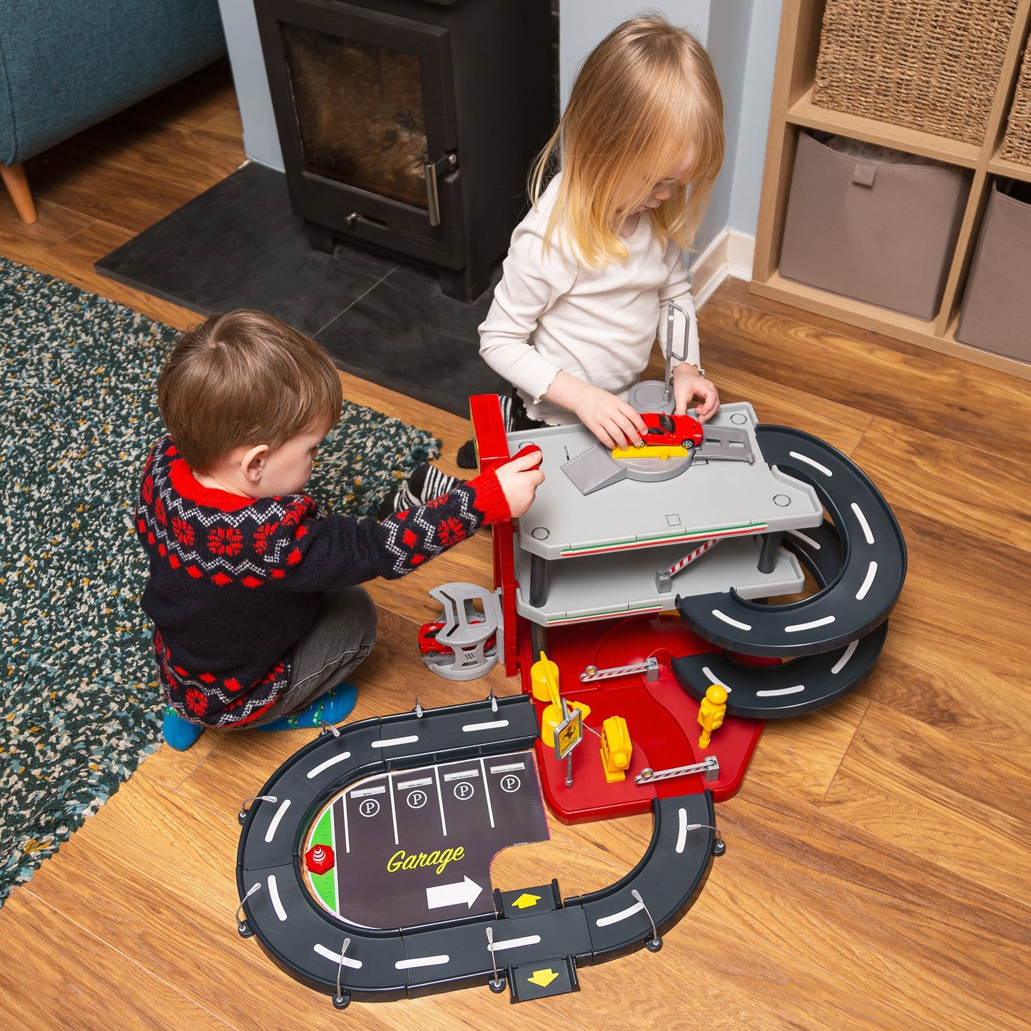 PARKING FERRARI 1:43, COMPRENANT 2 VOITURES