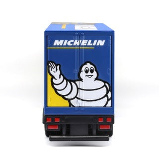 1:43 STREET FIRE HAULERS WITH TRAILER -M-B ACTROS GIGASPACE MICHELIN