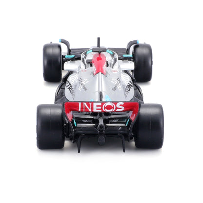 1:43 F1 MB W13 E PERFORMANCE 2022 AVEC CASQUE RUSSELL