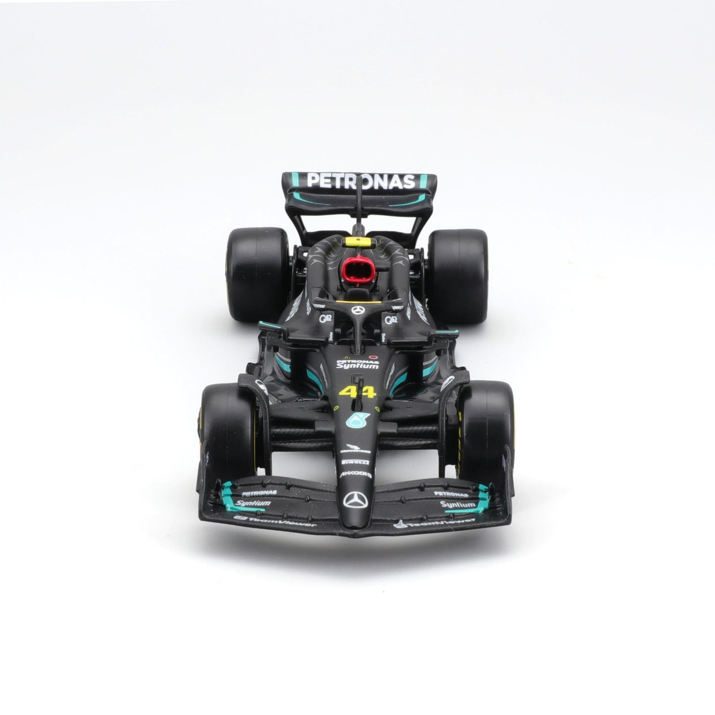1:43 F1 MB W14 2023 HAMILTON DANS LE DISTRIBUTEUR