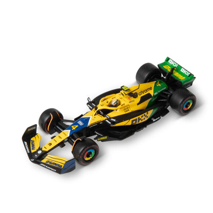 1:43 F1 MCLAREN MCL38 2024 AVEC CASQUE NORRIS SENNA LIVRAISON