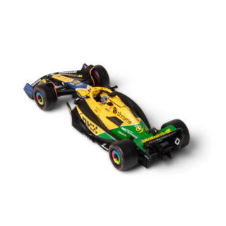 1:43 F1 MCLAREN MCL38 2024 AVEC CASQUE LIVRÉE PIASTRI SENNA