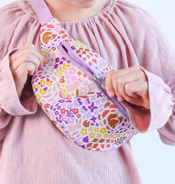 Sac banane enfant - Jardin fleuri – vue 2 – A Little Lovely Company