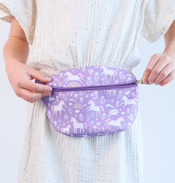 Sac banane enfant - Unicorn Dreams – vue 2 – A Little Lovely Company