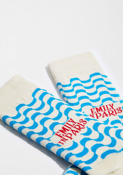 BeEmilyinParis Waves