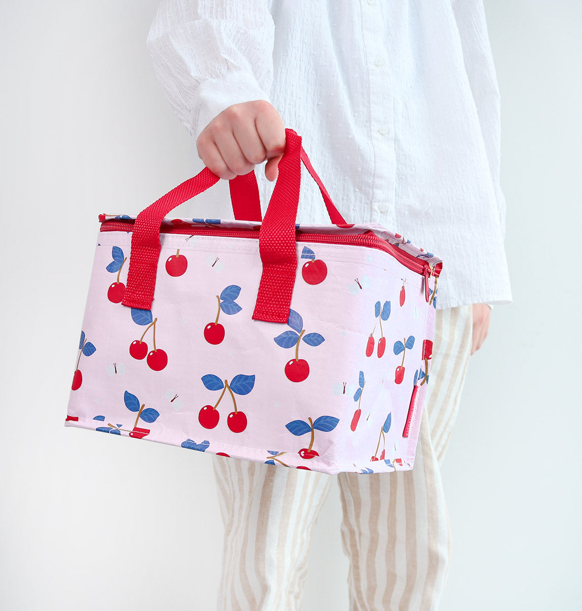 Sac isotherme enfant - Cerises – vue 3 – A Little Lovely Company