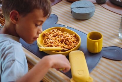 Tableware Set aus Silikon in Sand