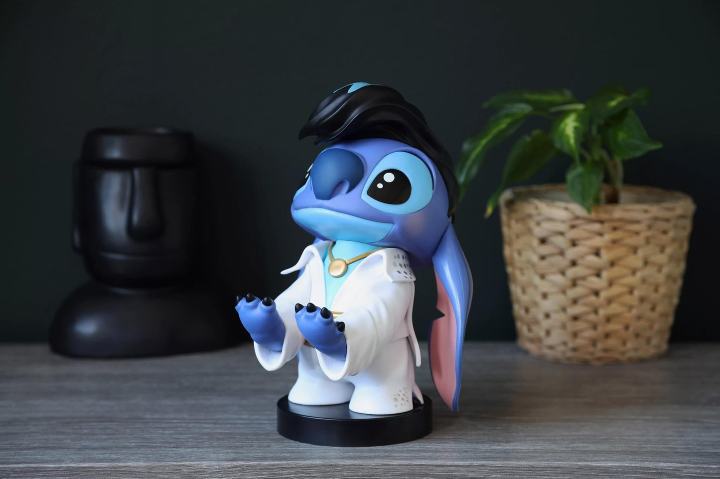 Elvis Stitch - El chico del cable 
