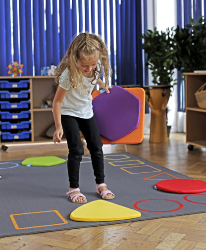 Tapis en forme d'arc-en-ciel avec fourre-tout