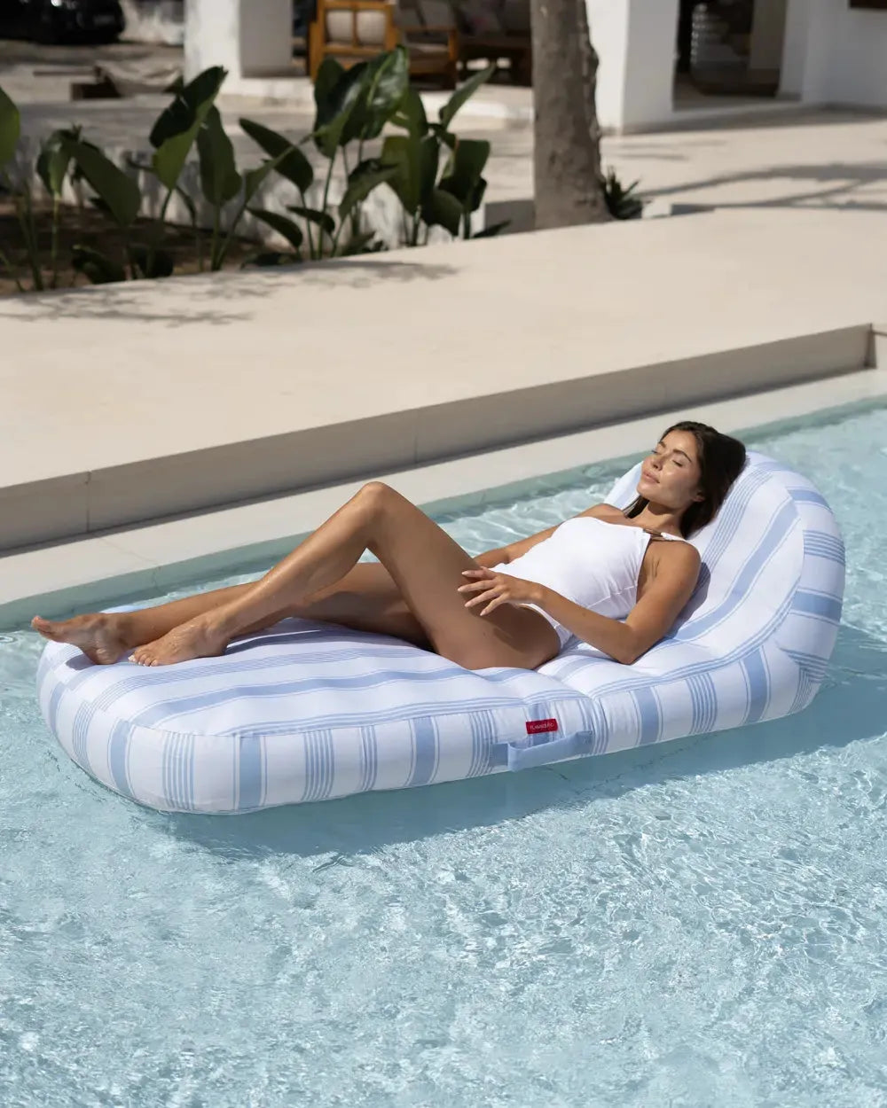 Tumbona hinchable premium para piscina y jardín – YATCH