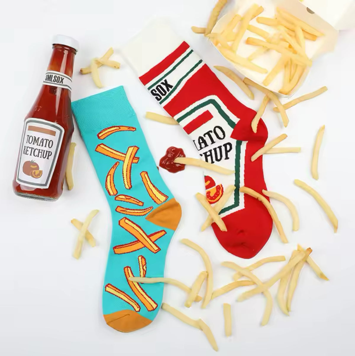 Calcetines desiguales con patatas fritas