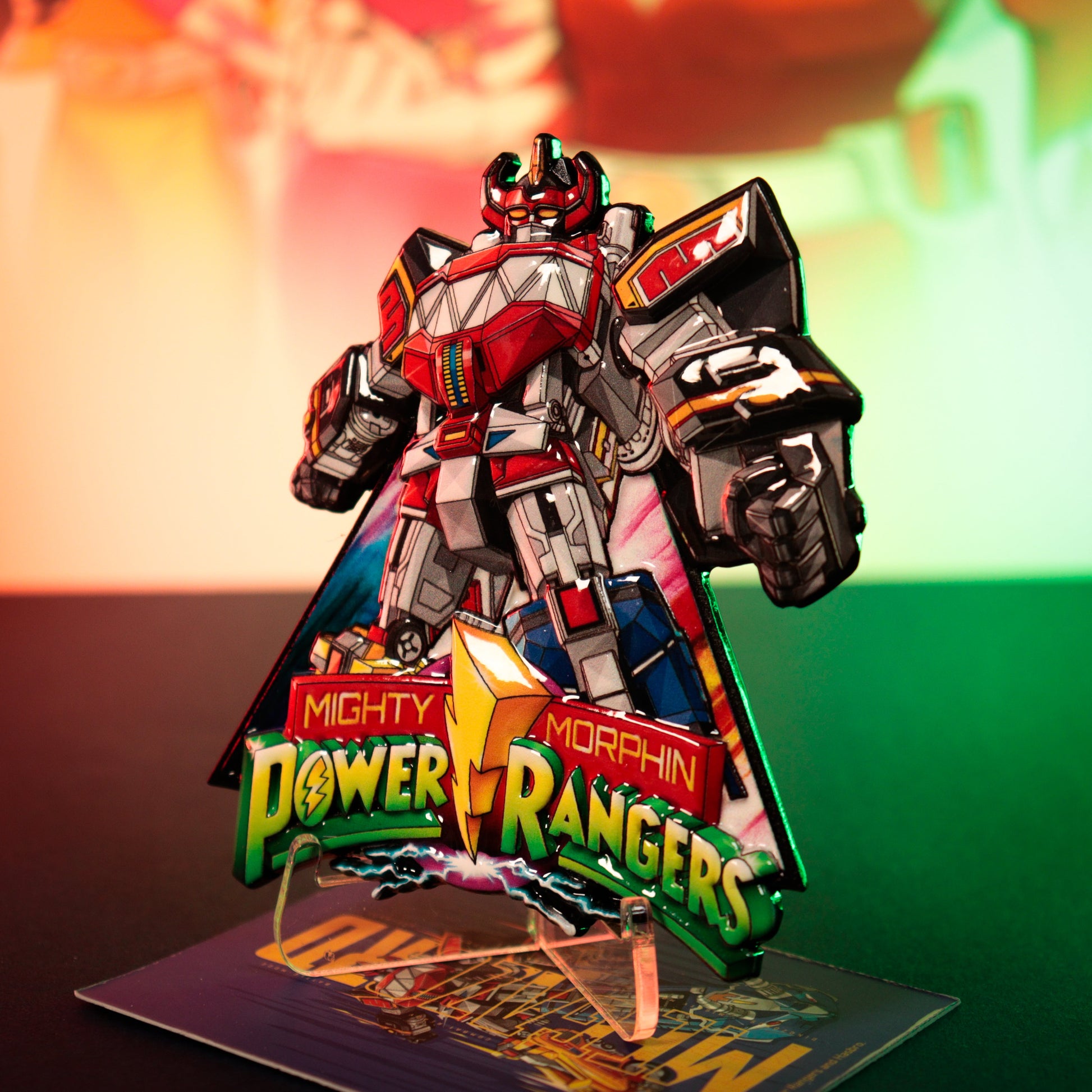 Médaillon Megazord Power Rangers en édition limitée par Fanattik – mise en situation 1