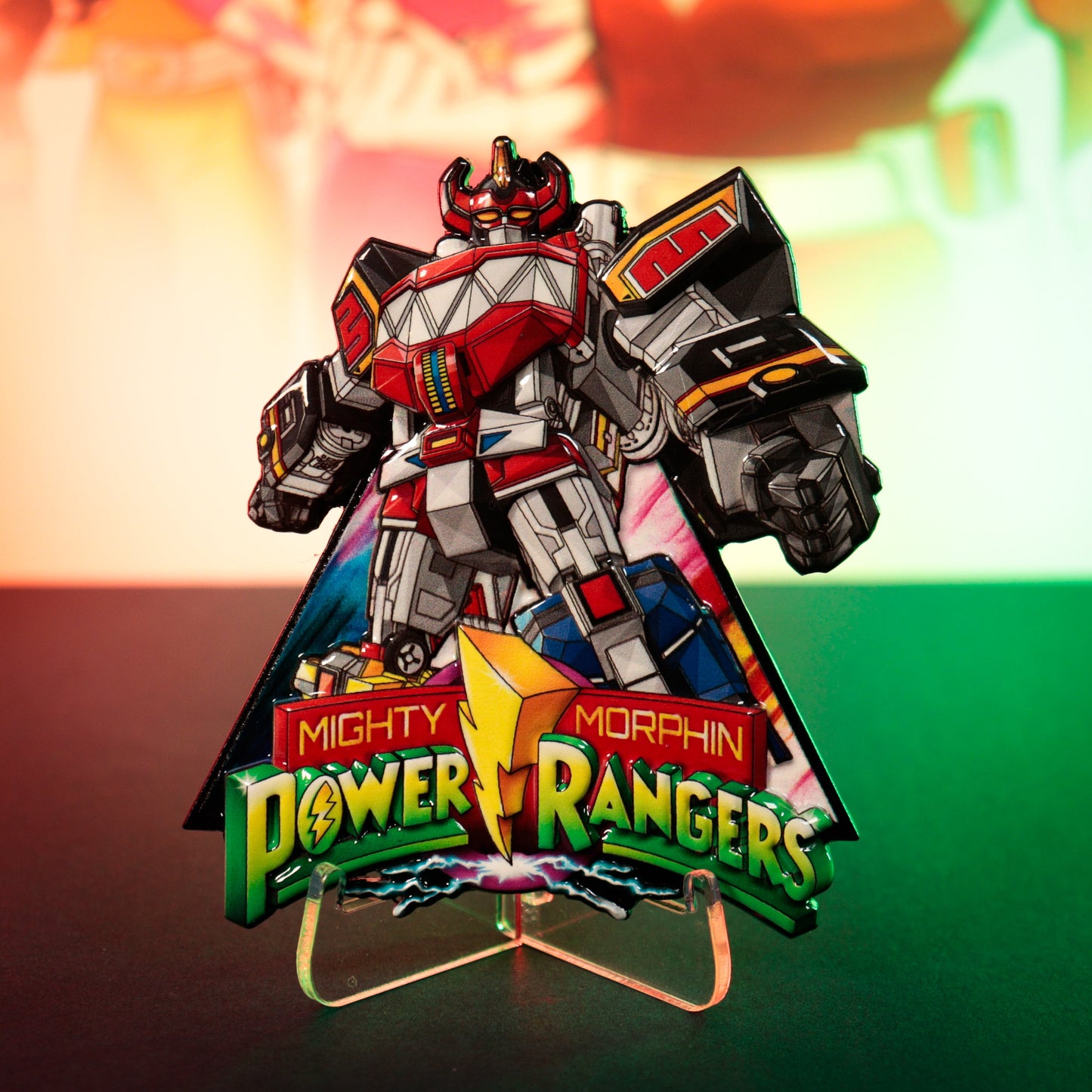 Médaillon Megazord Power Rangers en édition limitée par Fanattik – mise en situation 2