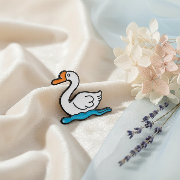 Photo produit - Pin's Canard Blanc sur l’eau