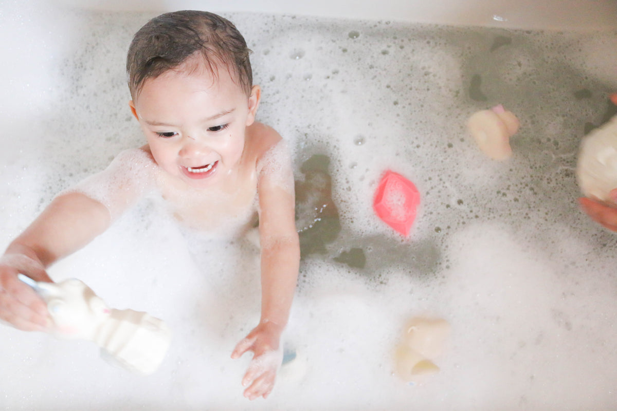 Bateau Origami Rose – Jouet de Bain et Dentition Bébé