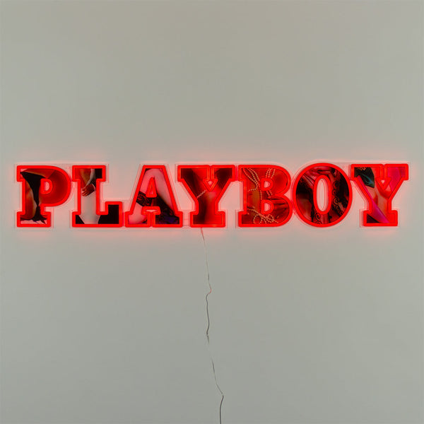 Playboy X Locomocean - Mot-symbole Playboy Néon LED rouge pour montage mural