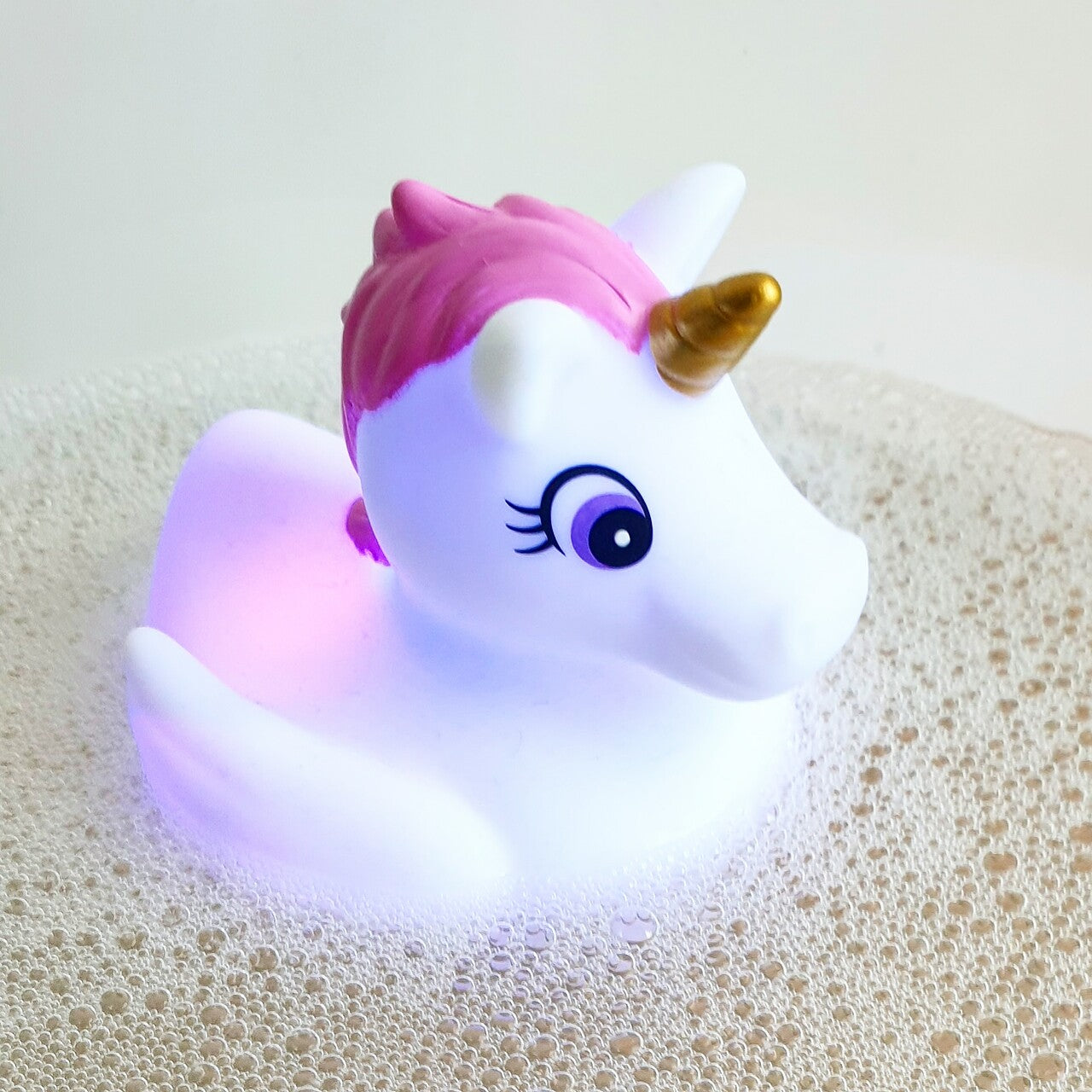 Mini unicornio de baño ligero