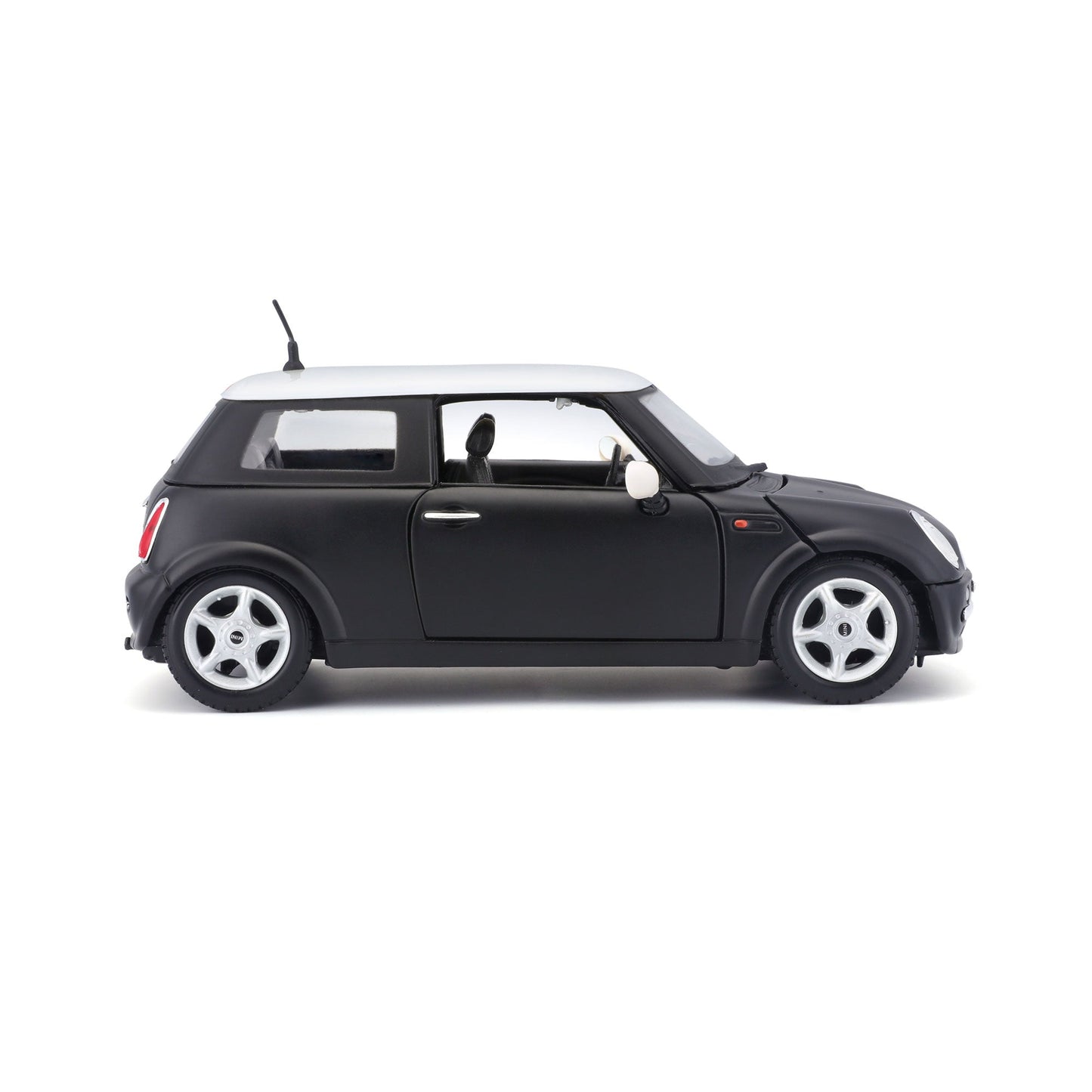 1:24 MINI COOPER NOIRE