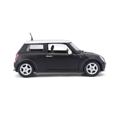 1:24 MINI COOPER NOIRE