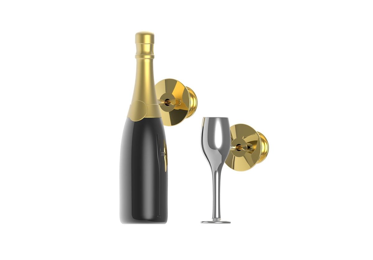 Spilla e coppa di champagne