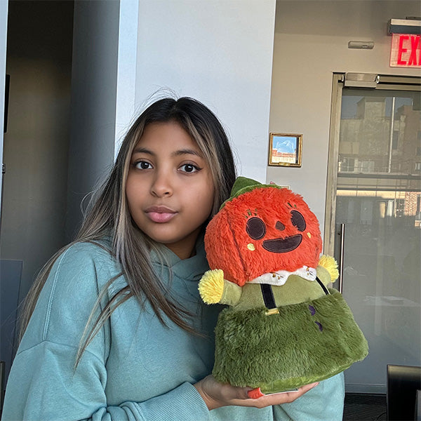 squish manor mini pumpkin scarecrow user photo
