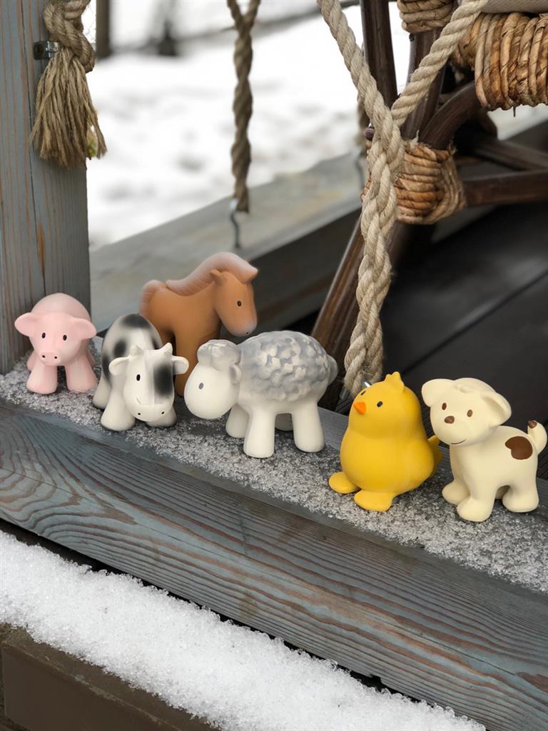 Set de 6 animales de granja – Sonajero, mordedor y baño