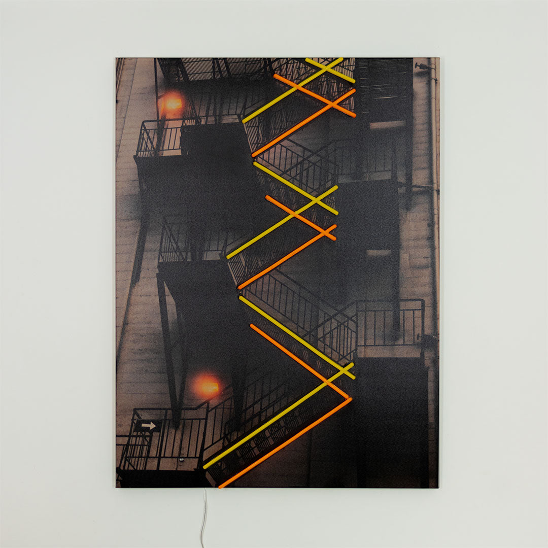 Escalier de New York - Peinture Murale (LED Néon)