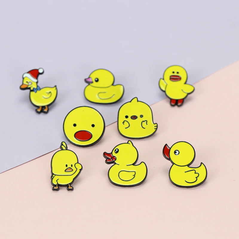 Pins Canard Debout