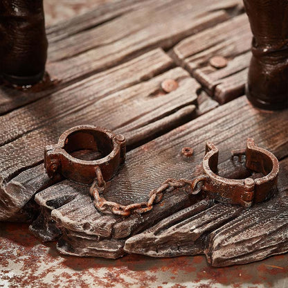 Statuette Red Pyramid Thing - Edition Limitée