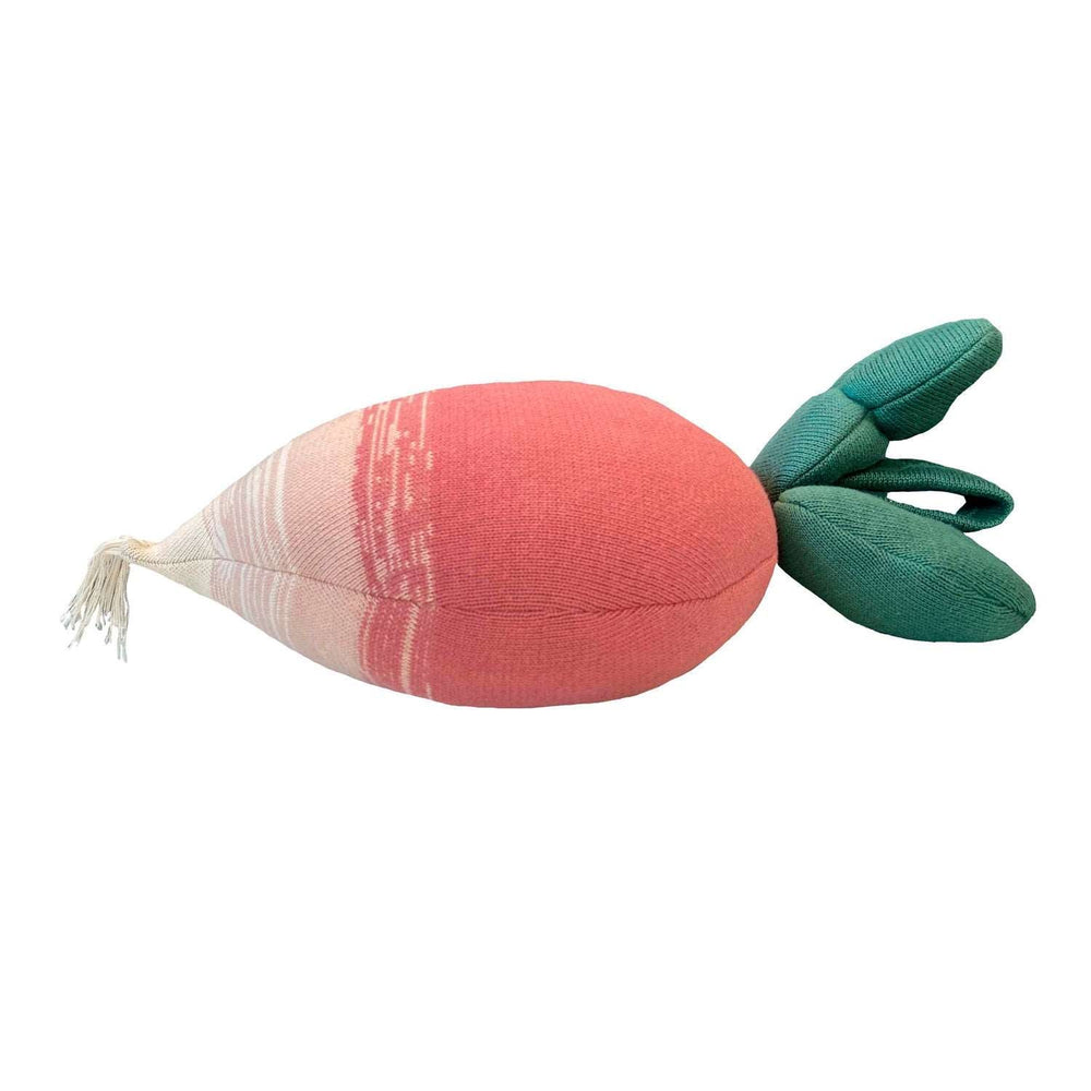 Coussin tricoté Ramona le Radis – Oli&Carol x Lorena Canals