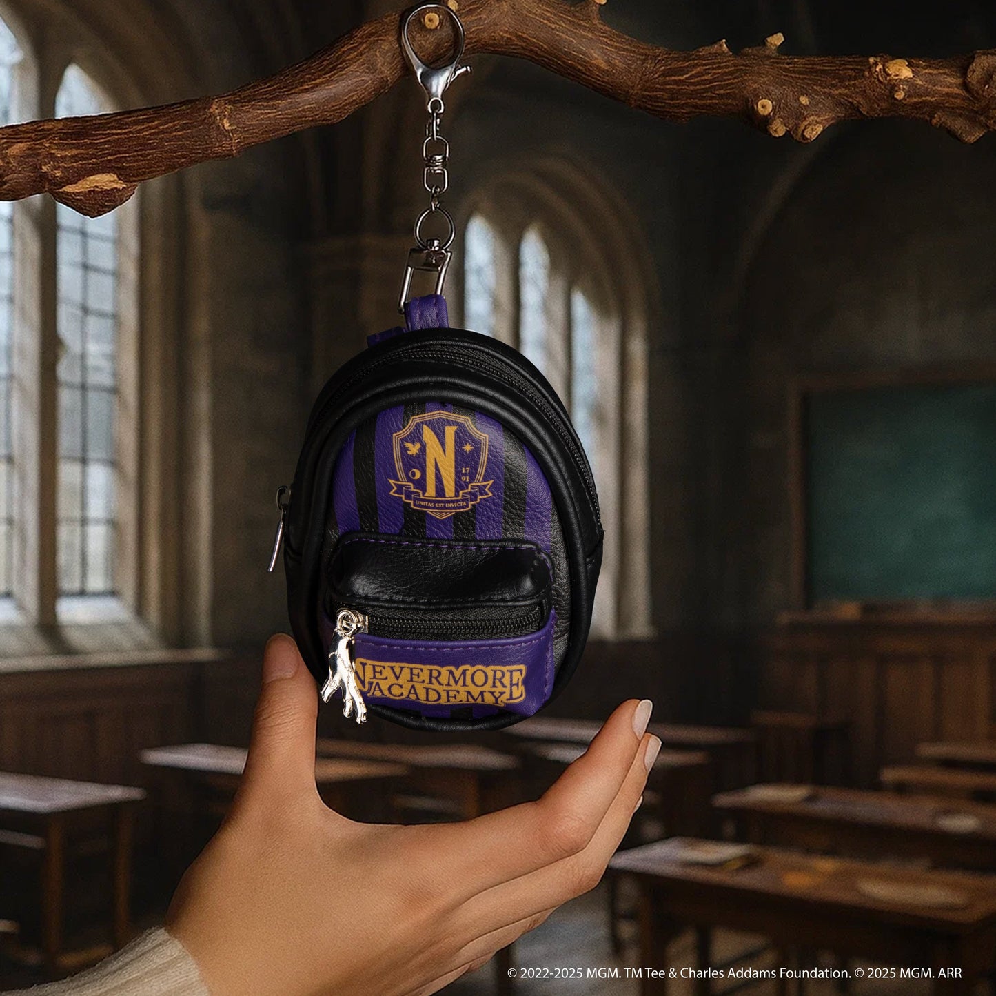 Porte-clés Pochette Violet Académie Nevermore
