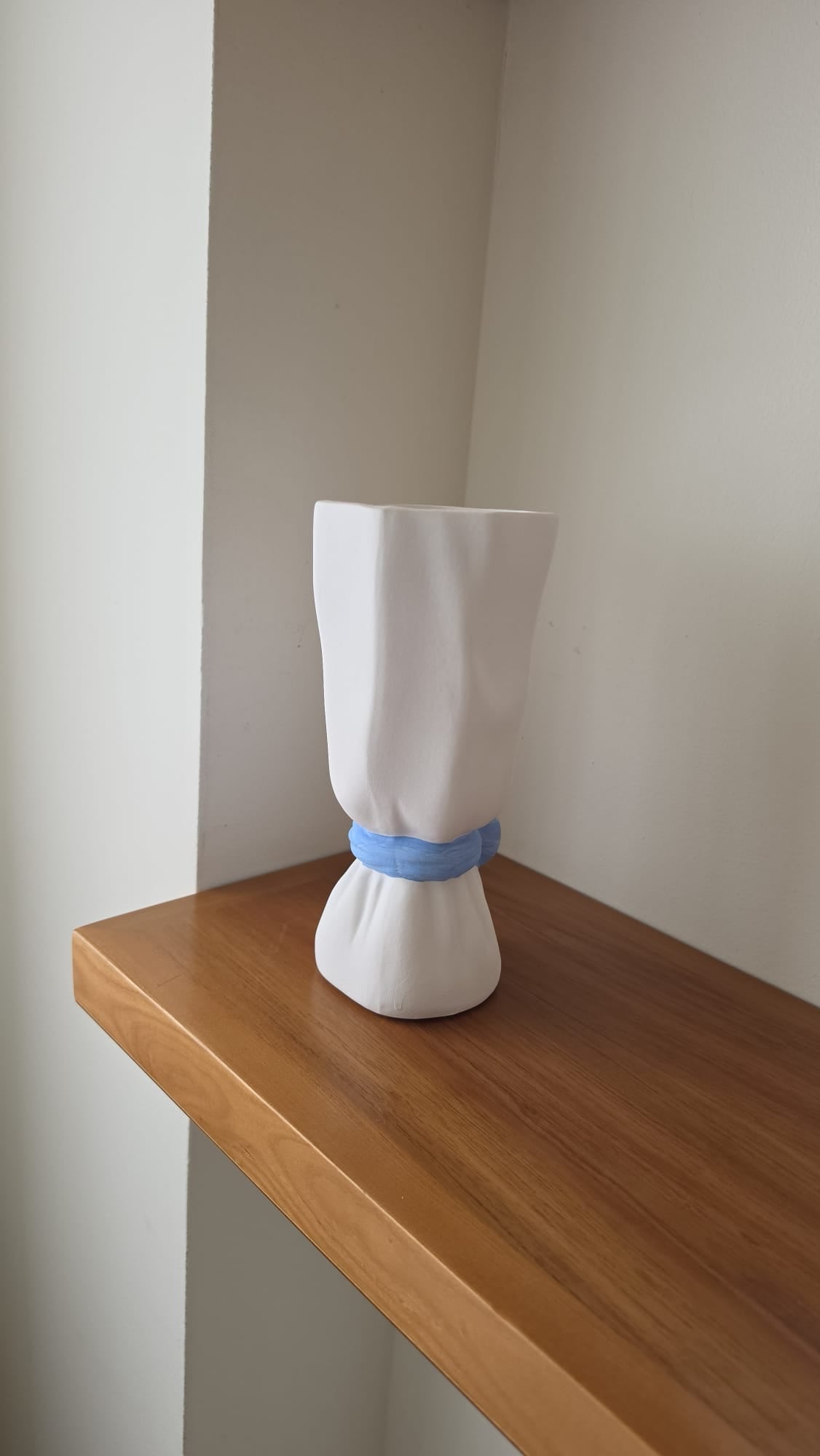 Vase cadeau en céramique – Oito.Atelier – vue 4