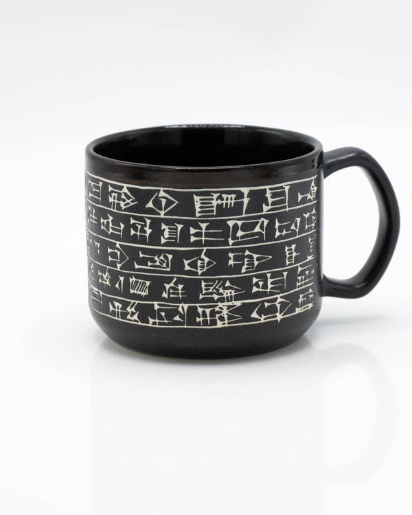 Mug Sculptée à la Main en Cunéiforme (430 ml) – produit scientifique Cognitive Surplus EU, vue 1