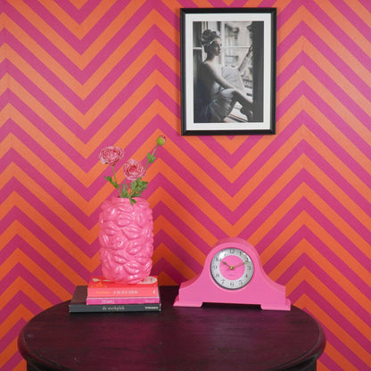 Clock - Mantel clock - Neon pink - 36x8.5x20 cm